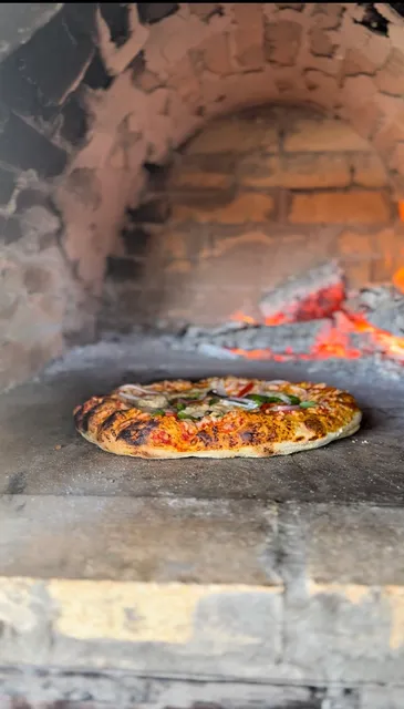 Fire Wood Pizza