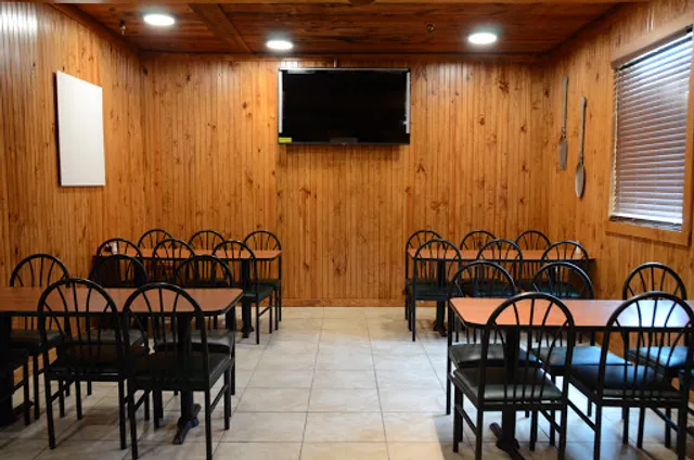 El Azteca Mexican Grill