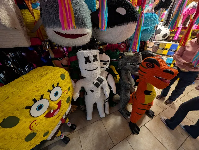 LA Coqueta Party Supply