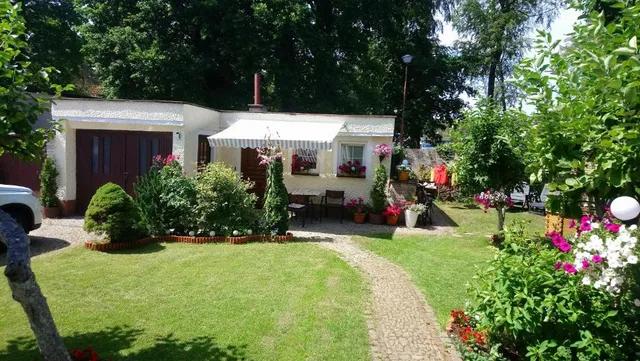 Dom Gościnny "Jarzębinka"