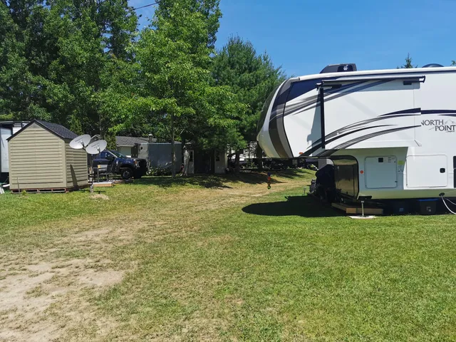 Camping Au bord de l'eau