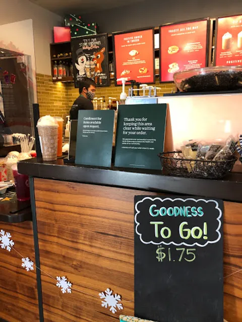 Starbucks | Target Ala Moana