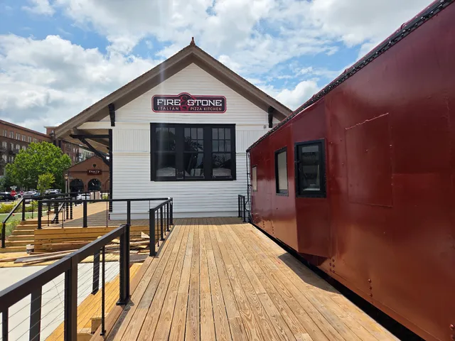 Fire & Stone Italian Pizza Kitchen - Woodstock