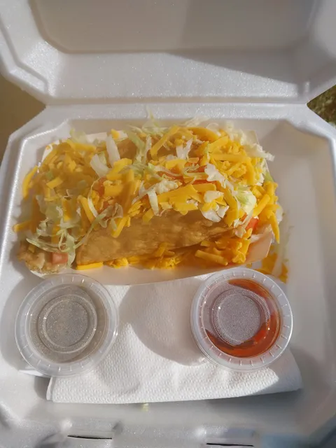 Noelles crunchy taco food trailer