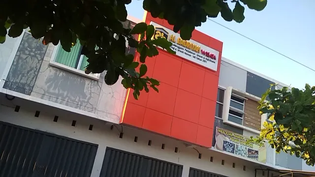 Nasi Ebatan Hj. Laduni