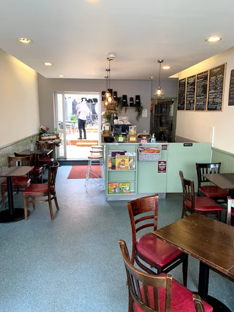 Lorenzo's Cafe Restaurant