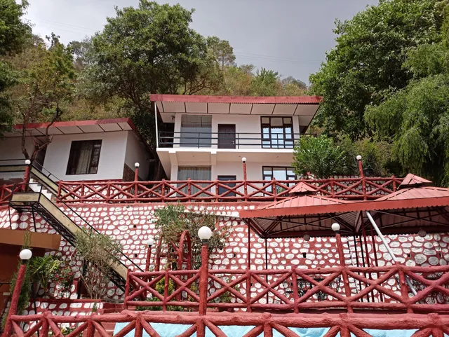 CEYONE - Classic Fall Resort