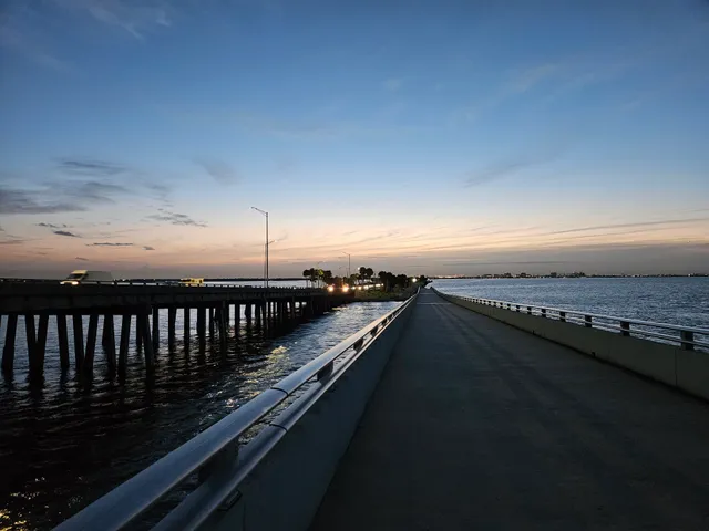 Courtney Campbell Causeway Trail
