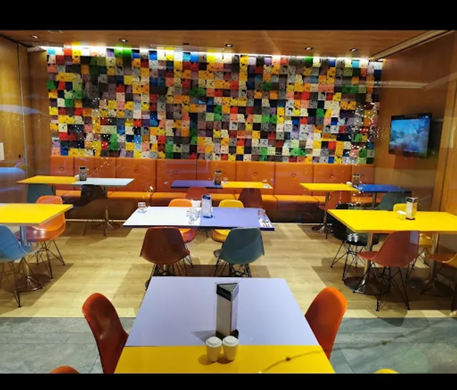 Chat and Chow Poolside Cafe