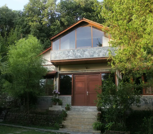 Clouds End Villa Cottages Dharamshala