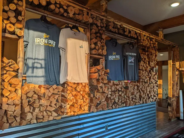 Iron Pig Smokehouse