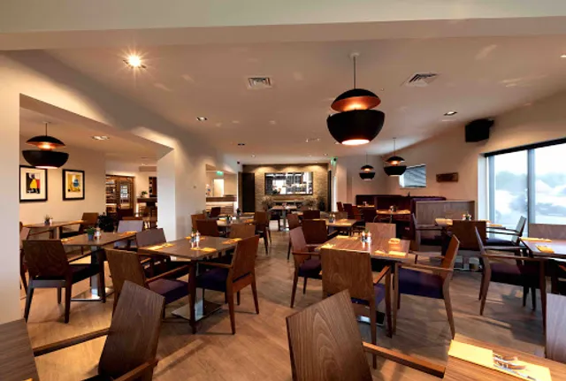 Luciano Bar & Bistro Restaurant