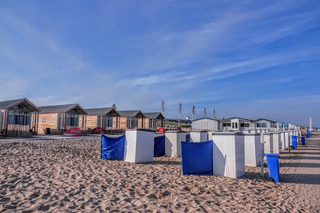 Strandpaviljoen Sea and Sun