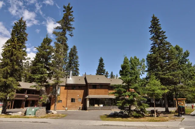 Banff International Hostel