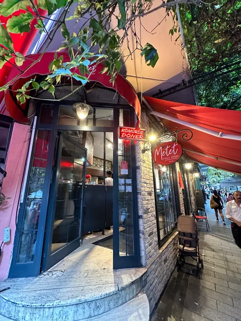 Metet Közde Döner, Kuzguncuk