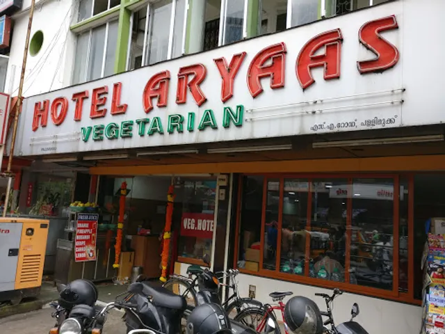 Hotel Aryaas