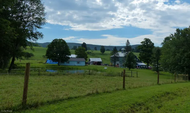 Highland Hollow Farm LLC