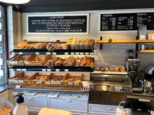 Café Luise, kleine Bäckerei