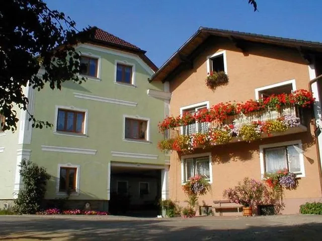 Willis Farm Farm Holidays, Mostheuriger