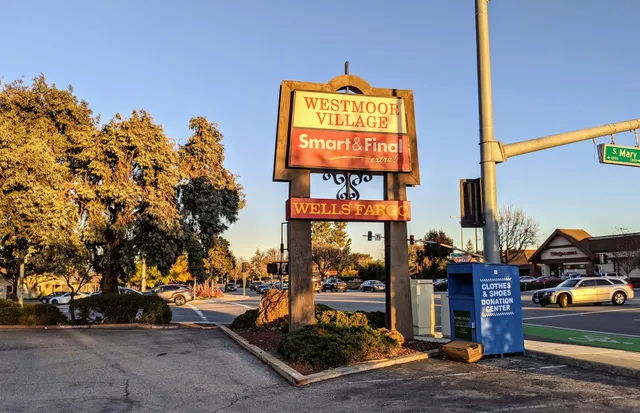 Westmoor Village Shopping Center