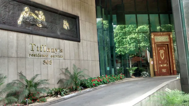 Ipanema Tiffanys Residence Service