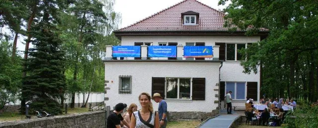 DJH Jugendherberge Sachsenhausen „Internationale Jugendbegegnungsstätte“