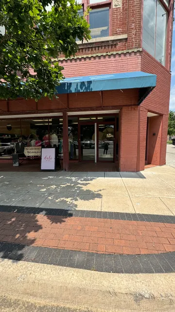 Dali Bliss Salon & Boutique