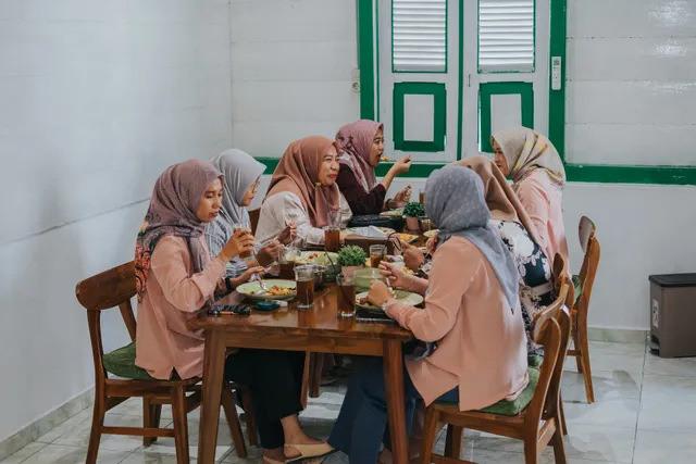 Warung Antara (Aneka Nusantara)