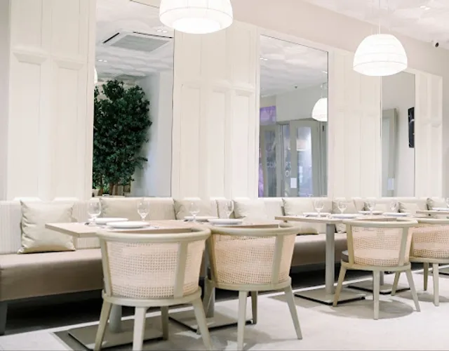 Kuya J Restaurant SM City Lipa