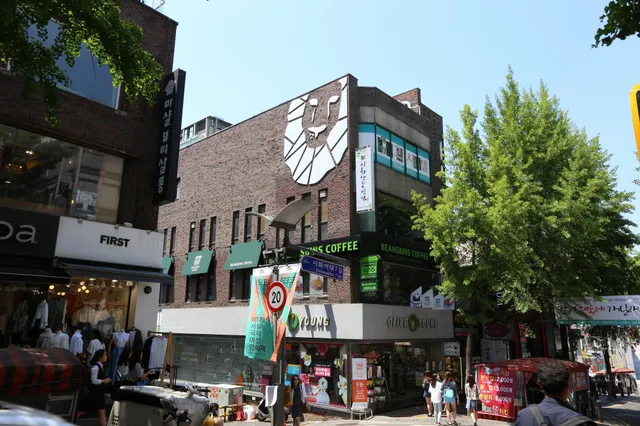 Philstay Ehwa Boutique – Female Only