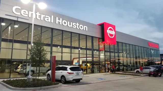 Central Houston Nissan