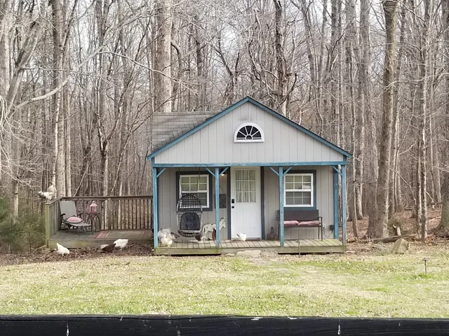 Fox Farm Little House