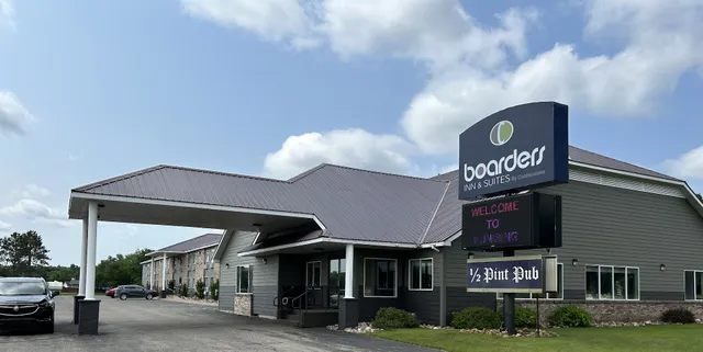 Boarders Inn & Suites by Cobblestone Hotels - Munising