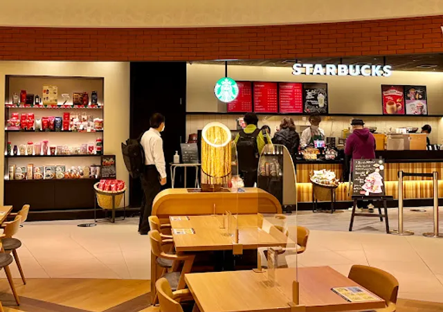 Starbucks Coffee - Osaka Airport Domestic Terminal South Gate Area