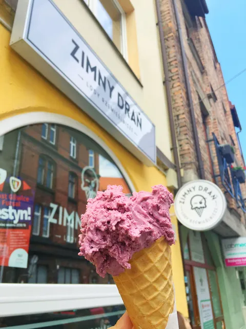 Ice Cream Parlor Cold Bastard - Ice cream craft