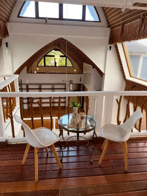 The Attic Boutique Villa x Smooth Cafe