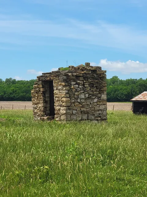 Stone City vault remains