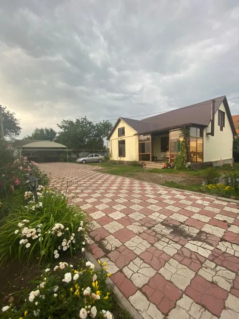 Gostievoi dom "Zarina"