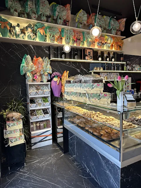 Caffe' Arcobaleno Cornetteria Gourmet