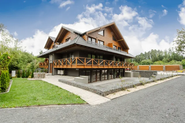 Happy Nest Apartments