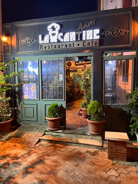 Restaurant Amine The Canteen Hydra