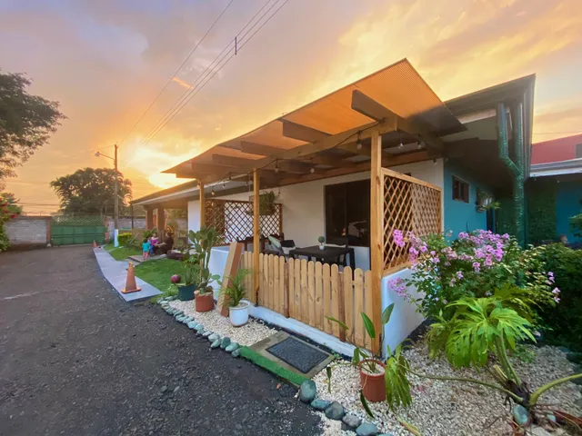 Airport Green Studio