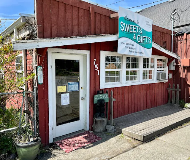 Old Post Office Sweets & Gifts