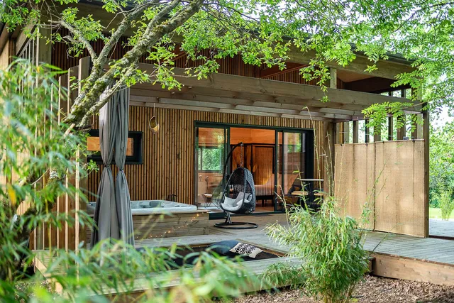 Ségala & Spa - Cabanes romantiques insolites avec spa - luxe et nature