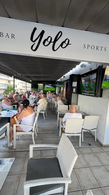 YOLO Sports Bar - Las Americas, Tenerife