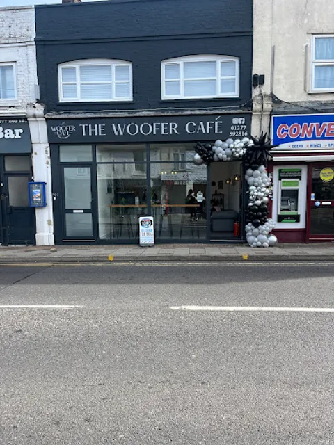 The Woofer Cafe