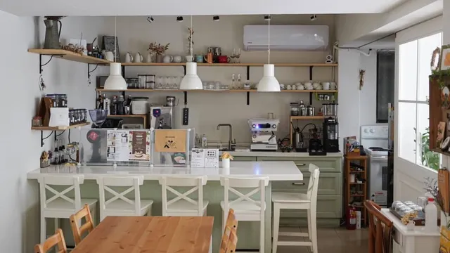 夏班納咖啡館｜自家烘焙豆｜可麗露需提前一天預約｜