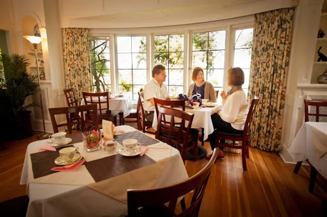 Camellia Tea Room at Milner Gardens & Woodland