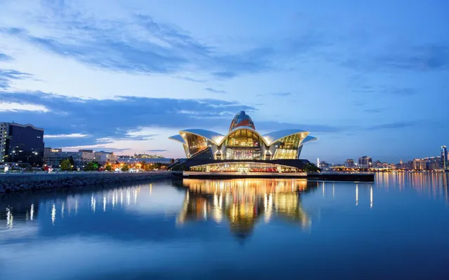 Sheraton Baku Intourist