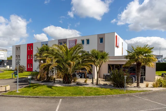 ibis Auray
